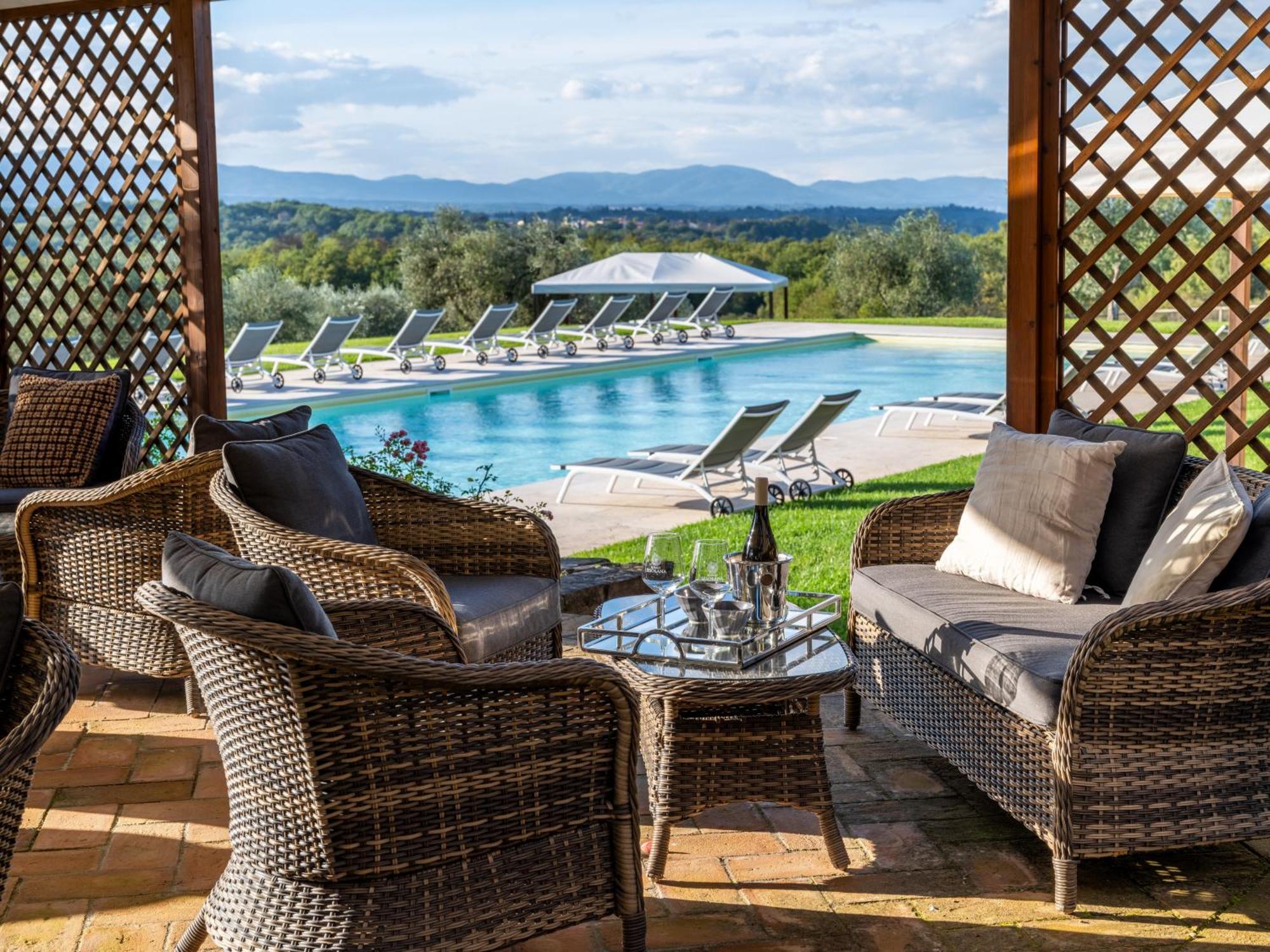 Borgo Iesolana Guest House Bucine Bagian luar foto